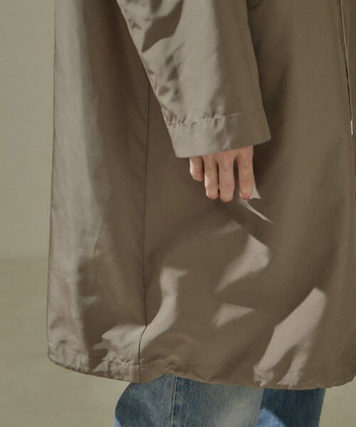ADAM ET ROPE'（アダムエロペ）の「[24SS]ミリタリースタンドカラーコート/モッズコート【撥水加工・洗える】（ミリタリージャケット・レディース・ブラウン系/オフホワイト・F）」の22枚目の写真