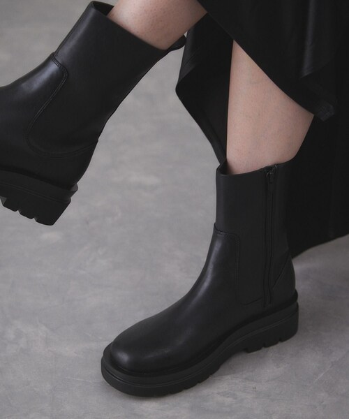 ADAM ET ROPE'(アダムエロペ)の「トラックソールストレッチブーツ(ブーツ・レディース・ブラック/ダークブラウン/キナリ・36.0/37.0/38.0/39.0)」の13枚目の写真