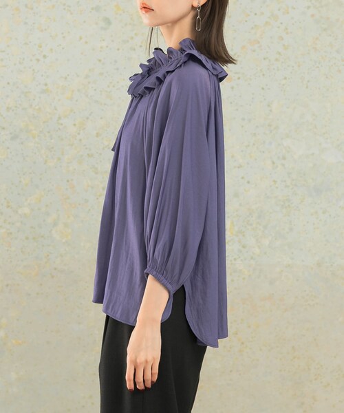 URBAN RESEARCH ROSSO（アーバンリサーチロッソ）の「フリルギャザーブラウス（シャツ/ブラウス・レディース・grape/ivory・FREE）」の12枚目の写真