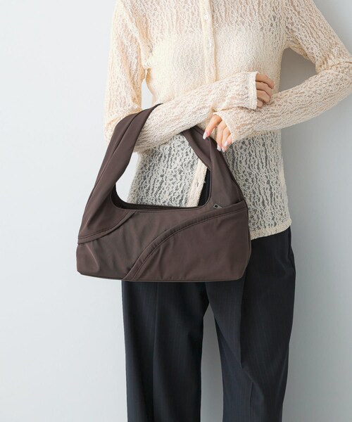 URBAN RESEARCH ROSSO（アーバンリサーチロッソ）の「ACOC　Agenda S Bag（ハンドバッグ・レディース・ButterBge/Black/Brown・0）」の7枚目の写真
