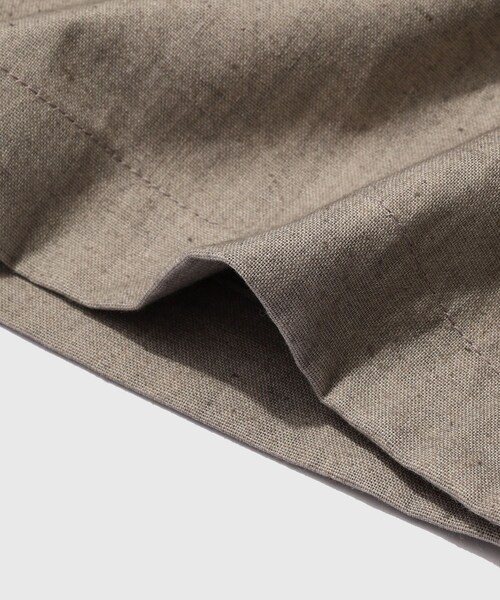 ADAM ET ROPE'(アダムエロペ)の「【AMOMENTO/アモーメント】LINEN DRAWSTRING SHORTS(その他パンツ・メンズ・ダークブラウン/ベージュ・L/M)」の12枚目の写真