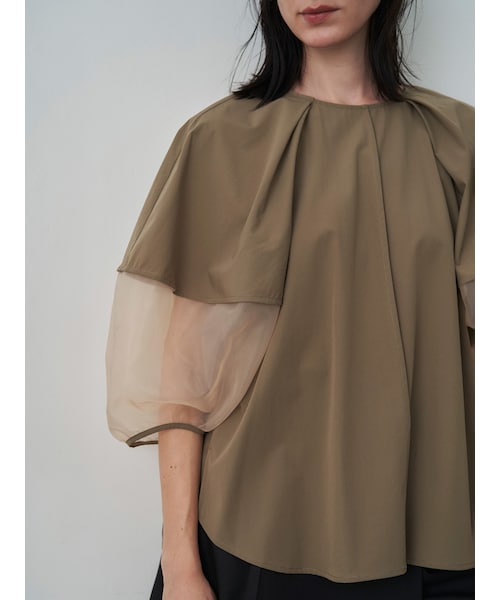 ELENDEEK（エレンディーク）の「HALF ORGANZA SLEEVE BL（シャツ/ブラウス・レディース・ベージュ/ネイビー/ブラック/オフホワイト・F）」の6枚目の写真