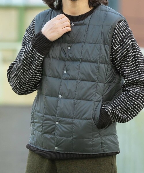 ITEMS URBANRESEARCH（アイテムズ アーバンリサーチ）の「TAION　CrewNeck Button Down Vest（その他アウター・メンズ・BLK/CHA/D.BROWN/KHK/NVY・M/L/XL）」の18枚目の写真