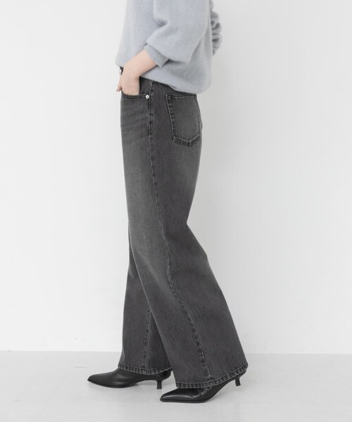 URBAN RESEARCH（アーバンリサーチ）の「ワイドストレートデニムパンツ（デニムパンツ・レディース・BLACK/LT BLUE・36/38/40）」の5枚目の写真