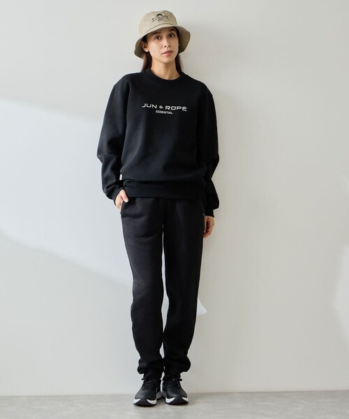 ROPE'（ロペ）の「【ESSENTIAL】フロントロゴ裏起毛トレーナー/セットアップ対応（スウェット・レディース・ブラック/グレー・L/M/XL）」の17枚目の写真