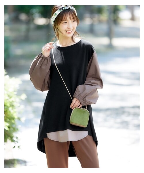 nissen（ニッセン）の「重ね着風カットソーチュニック（選べるデザイン）＜大きいサイズ有＞（チュニック・レディース・ベスト前後差(チャコール×グレー系)/ブラウン×ブラウン系:ベスト前後差/モカ:プリーツ/プリーツ(ネイビー)/チャコールグレー:サイドファスナー/モカ:サイドファスナー/カーキ:パーカー/チャコールグレー:パーカー/ベスト前後差(チャコール×オフホワイト)/ネイビー系:布帛切替パーカー/黒系:配色切替/プリーツプリント(モカ)/黒:プリーツプリント/チュール(ライトグレー)/ベスト(チャコール系)/ベスト(ネイビー系)/Vネックベスト(ダークグリーン)/コクーン(チャコールグレー)/ビスチェ(ネイビー系)/フリルシャツ(黒系)/コクーン(ブルーグリーン)/ボリューム袖(黒)・S/M/L/LL/3L）」の10枚目の写真