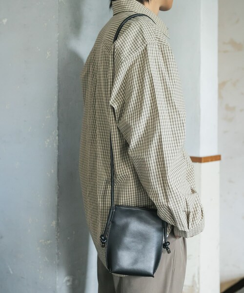 SENSE OF PLACE by URBAN RESEARCH(センスオブプレイスバイアーバンリサーチ)の「コードショルダーバッグ(ショルダーバッグ・メンズ・ORANGE/BLACK/GRAY/GREEN・one)」の9枚目の写真