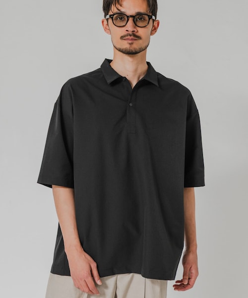 URBAN RESEARCH(アーバンリサーチ)の「『洗濯可/防シワ/撥水』COOL DOTS ポロシャツ(ポロシャツ・メンズ・BLACK/CHARCOAL/NAVY・M/L)」の1枚目の写真