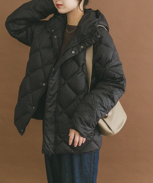 ITEMS URBANRESEARCH（アイテムズ アーバンリサーチ）の「TAION　HOOD DOWN JACKET（その他アウター・レディース・BLK/OFF/D.CHOCO・M/L/XL）」の14枚目の写真