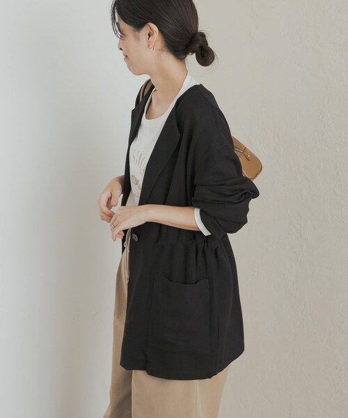 URBAN RESEARCH DOORS(アーバンリサーチドアーズ)の「ウエストドロストジャケット(テーラードジャケット・レディース・BLACK/BEIGE・M)」の4枚目の写真