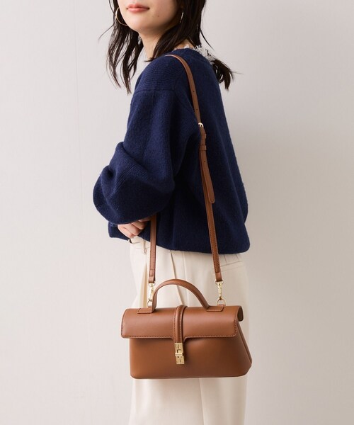 VIS(ビス)の「ひねり金具ワンハンドルミニショルダーバッグ/2WAY,WEB限定カラーあり(ショルダーバッグ・レディース・ブラック/ブラック系/グレー系/キャメル/ベージュ/ダークブラウン/ブルー系・F)」の14枚目の写真