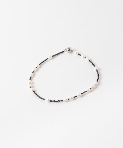 URBAN RESEARCH ROSSO（アーバンリサーチロッソ）の「in mood　ONX&RICEPRL 36CM CHOKER（ネックレス・レディース・BKWH・-）」の3枚目の写真