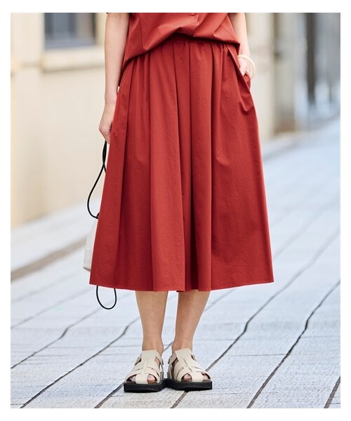 nissen（ニッセン）の「大きいサイズ 雨や家事の水はねに安心！ギャザースカート（ゆったりヒップ）（はっ水・接触冷感）（スカート・レディース・ブラッドオレンジ/黒/グレイッシュブルー・L/LL/3L/4L/5L/6L/8L/10L）」の19枚目の写真