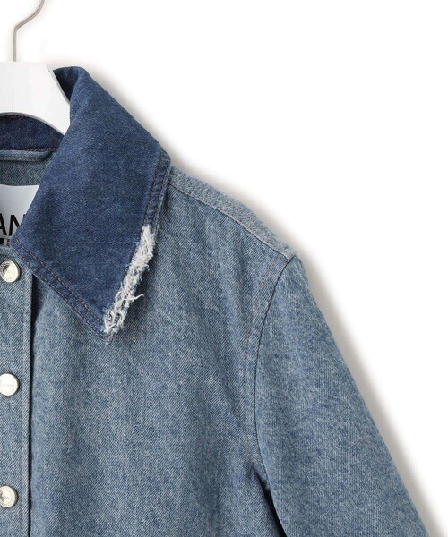 ADAM ET ROPE'(アダムエロペ)の「【GANNI(ガニー)】Patchwork Denim Midi Jacket(デニムジャケット・レディース・ブルー・1)」の18枚目の写真