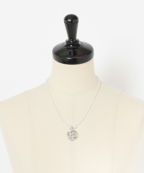 URBAN RESEARCH(アーバンリサーチ)の「IRIS47 ginger crystal necklace(ネックレス・レディース・silver・-)」の4枚目の写真