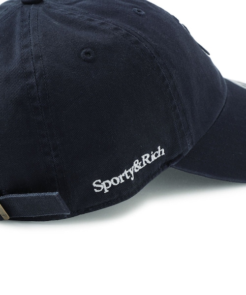ADAM ET ROPE'（アダムエロペ）の「【Sporty&Rich(スポーティー アンド リッチ)】Yankees Serif Outline Hat（キャップ・レディース・ネイビー・F）」の9枚目の写真