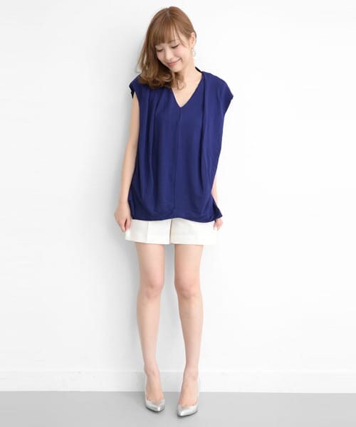 URBAN RESEARCH ROSSO（アーバンリサーチロッソ）の「VネックTOPS Set タックPANTS（サロペット/オーバーオール・レディース・ROYAL BLUE/GRAY/BLACK・FREE）」の9枚目の写真