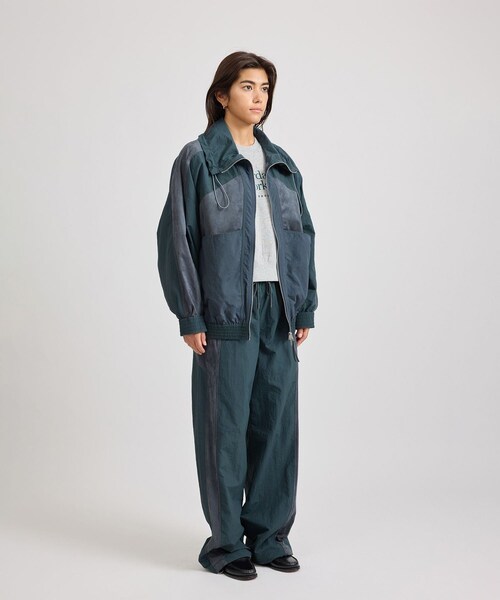 Saturdays NYC（サタデーズ ニューヨークシティ ）の「Edie Training Jacket  | WOMEN（その他アウター・レディース・キナリ/ネイビー・L/M/S）」の21枚目の写真
