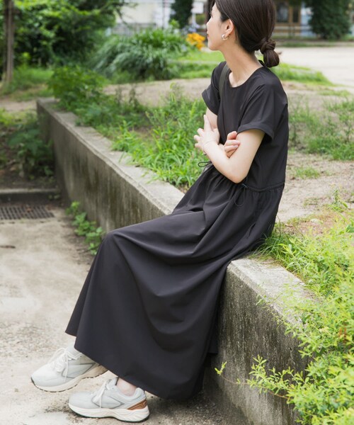 『UR TECH』サマシェアウエストドロストワンピース