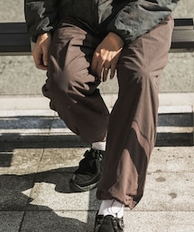 EKAL | 『URTECH』ナイロンタッサーウォームトラウザー(その他パンツ)