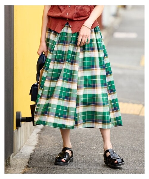 nissen（ニッセン）の「大きいサイズインド綿100%ロングスカート（ゆったりヒップ）（スカート・レディース・グリーン系チェック/パープル系チェック/ライムイエロー(無地)・L/LL/3L/4L/5L/6L/8L/10L）」の9枚目の写真