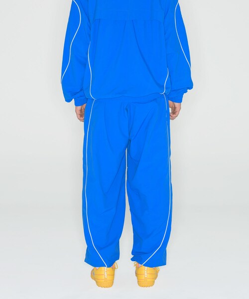 URBAN RESEARCH(アーバンリサーチ)の「LOTTO LINE NYLON PANTS(その他パンツ・メンズ・NAVY/BLACK/BLUE・M/L/XL)」の14枚目の写真
