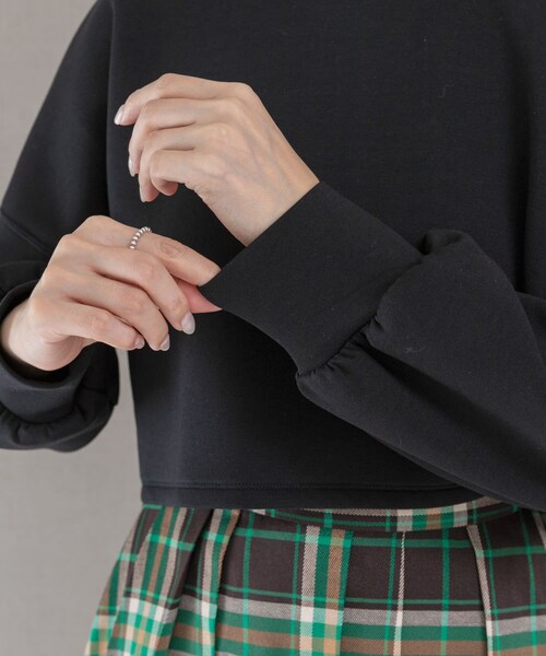 URBAN RESEARCH ROSSO（アーバンリサーチロッソ）の「エアーダンボールショートプルオーバー（Tシャツ/カットソー・レディース・white/black・FREE）」の21枚目の写真