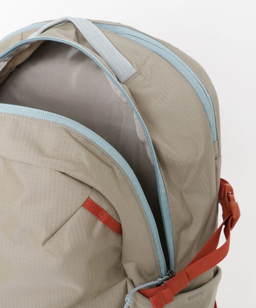 URBAN RESEARCH DOORS（アーバンリサーチドアーズ）の「patagonia　Refugio Day Pack 26L（バックパック/リュック・メンズ・SLPU/SBDY/WLDB/BLK・one）」の14枚目の写真