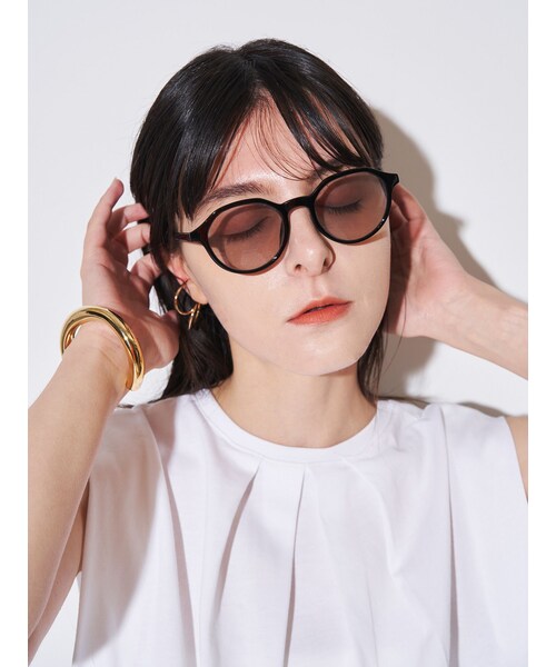 ELENDEEK（エレンディーク）の「BOSTON SUNGLASSES（サングラス・レディース・ライトグレー/ブラック/ブラウン・F）」の6枚目の写真