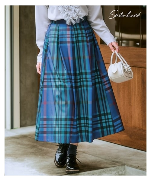 nissen（ニッセン）の「＜大きいサイズ＞ BIGチェック柄フレアスカート（スカート・レディース・ボルドー系/黒系/ホワイト系/ブルー系/ロイヤルブルー系・L/LL/3L/4L/5L/6L/8L/10L）」の7枚目の写真