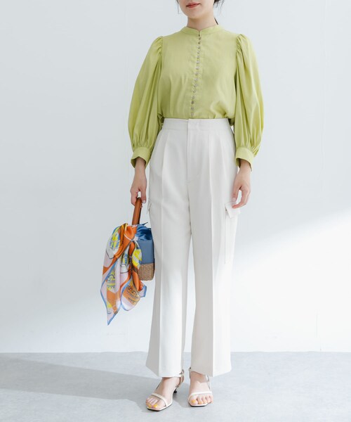 URBAN RESEARCH ROSSO（アーバンリサーチロッソ）の「センタープレスカーゴパンツ（その他パンツ・レディース・IVORY/KHAKI・FREE）」の9枚目の写真