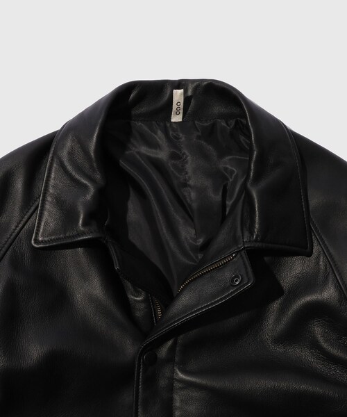 ADAM ET ROPE'（アダムエロペ）の「【CCU/シーシーユー】A-1 JACKET（その他アウター・メンズ・ブラック・1/2）」の5枚目の写真