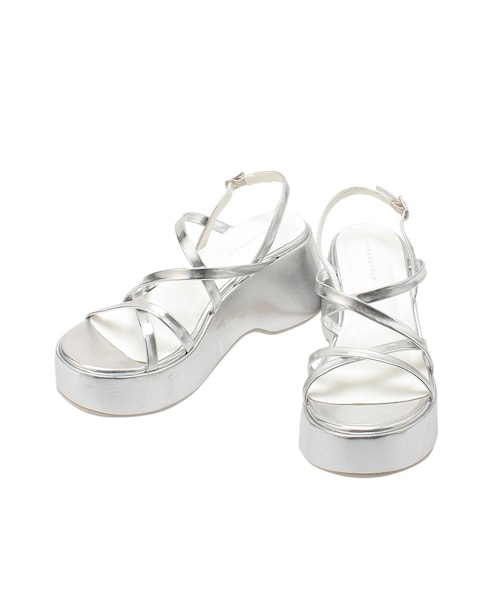 MERCURYDUO（マーキュリーデュオ）の「メタリックストラップサンダル（サンダル・レディース・ブラック/シルバー/ゴールド・36/38）」の12枚目の写真