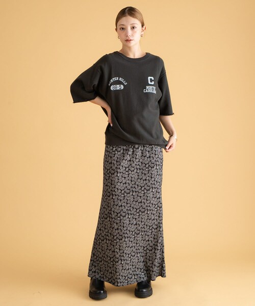 URBAN RESEARCH Sonny Label（アーバンリサーチサニーレーベル）の「『別注』Champion×Sonny Label　リバースウィーブロゴスウェットTシャツ（スウェット・レディース・オフブラック/オフグレー/ライトブルー/オートミール・M/L）」の10枚目の写真