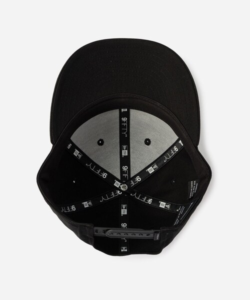 Saturdays NYC(サタデーズ ニューヨークシティ )の「New Era®x Saturdays NYC "Miller" Logo Cap(キャップ・レディース・ブラック/ネイビー・F)」の16枚目の写真