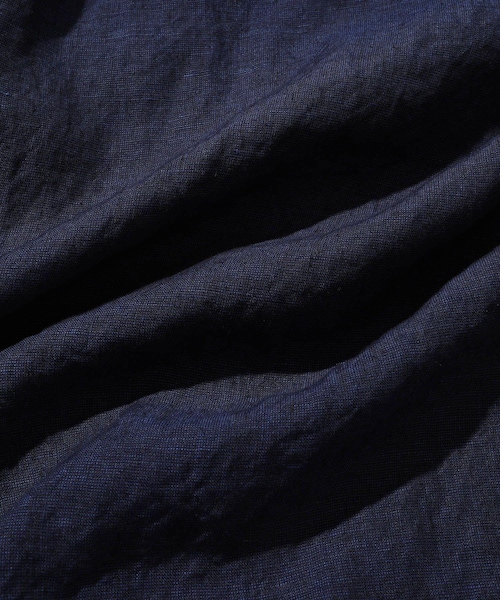 ADAM ET ROPE'(アダムエロペ)の「LINEN COVERALL(カバーオール・メンズ・ベージュ/ネイビー・L/M/S)」の18枚目の写真
