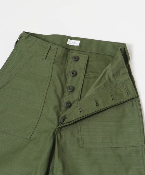 URBAN RESEARCH（アーバンリサーチ）の「CIOTA　Baker Pants（チノパンツ・レディース・Olive・1/2）」の8枚目の写真