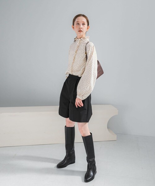 URBAN RESEARCH ROSSO（アーバンリサーチロッソ）の「タックデザインショートパンツ（その他パンツ・レディース・BROWN/BLACK・36/38）」の5枚目の写真