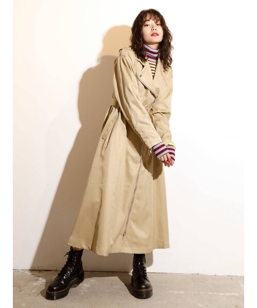 jouetie（ジュエティ）の「2WAYライダースギャザーワンピース（その他アウター・レディース・ブラック/ベージュ/レッド/グレー/クリア・M）」の3枚目の写真