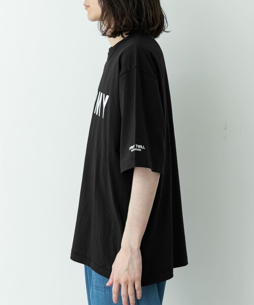 URBAN RESEARCH Sonny Label（アーバンリサーチサニーレーベル）の「ARMY TWILL　PRINT HSTEE ARMY（Tシャツ/カットソー・メンズ・BLACK/WHITE/BLUE/YELLOW・M/L）」の15枚目の写真