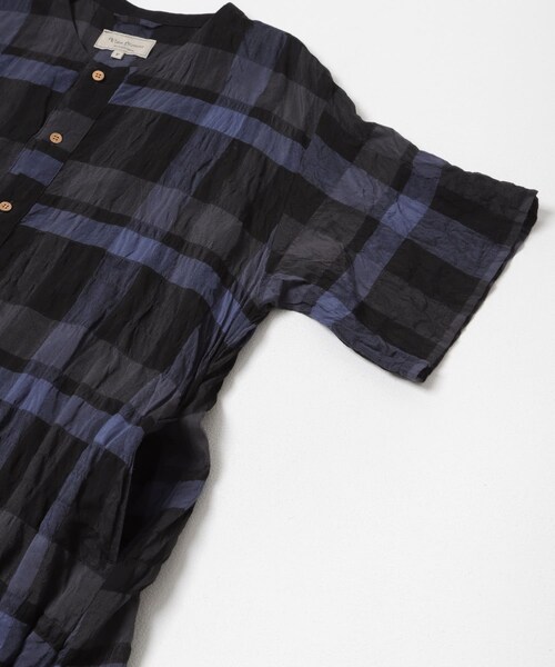 かぐれ（カグレ）の「Vlas Blomme　RAYON COTTON SHIRRING ONE-PIECE（ワンピース・レディース・BLUE・Free）」の18枚目の写真