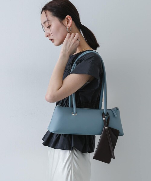 SENSE OF PLACE by URBAN RESEARCH（センスオブプレイスバイアーバンリサーチ）の「マルチケースツキワイドショルダーバッグ（ショルダーバッグ・レディース・BLK×SLV/L.BLU×BRN/IVO×NVY・One）」の22枚目の写真