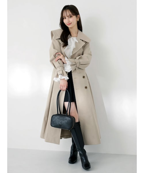 dazzlin（ダズリン）の「ビッグカラーフリルスリーブトレンチコート（トレンチコート・レディース・ピンク/ネイビー/ベージュ・F）」の22枚目の写真