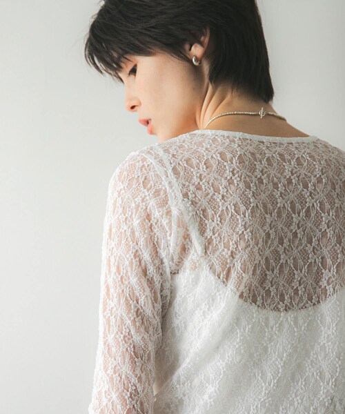 URBAN RESEARCH（アーバンリサーチ）の「ストレッチレースクルーネックブラウス（Tシャツ/カットソー・レディース・OFF/BLACK・FREE）」の10枚目の写真