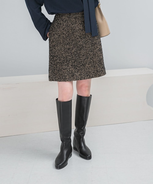 URBAN RESEARCH ROSSO（アーバンリサーチロッソ）の「ウール混ループツイードミニスカート（スカート・レディース・OFF×BLACK/CAMEL×BK・36/38）」の2枚目の写真