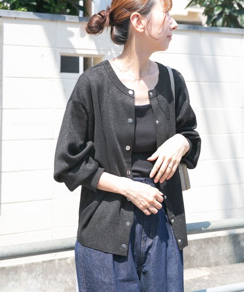 ITEMS URBANRESEARCH（アイテムズ アーバンリサーチ）の「ドットボタンラメニットカーディガン（カーディガン/ボレロ・レディース・BLK/RED/GRY・FREE）」の8枚目の写真