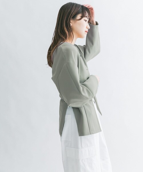 KBF（ケイビーエフ）の「ウエストシェイプジャケット（テーラードジャケット・レディース・FOG GREEN/BROWN・one）」の22枚目の写真