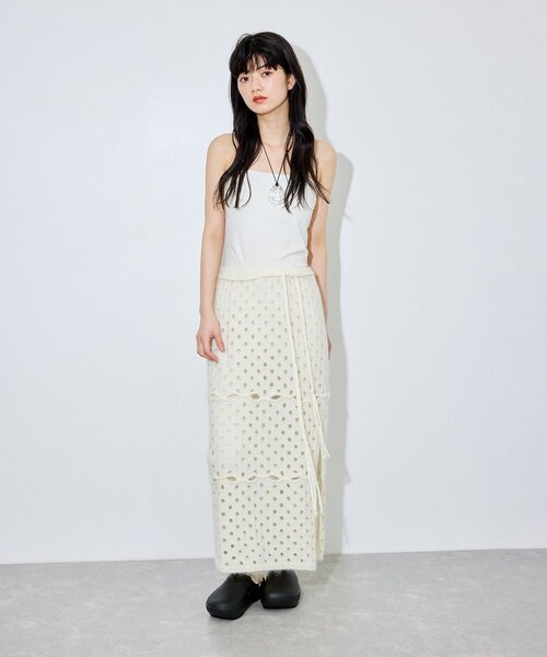 ADAM ET ROPE'（アダムエロペ）の「【OOFOS（ウーフォス）】Oocloog+（サンダル・レディース・ブラック・23/24/25）」の15枚目の写真