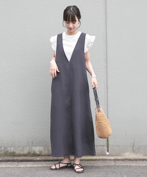 ITEMS URBANRESEARCH(アイテムズ アーバンリサーチ)の「『イージーケア/接触冷感/UVカット』SMOOTH LINEN TOUCH ジャンスカ(ジャンパースカート・レディース・CHA/CML・Free)」の1枚目の写真