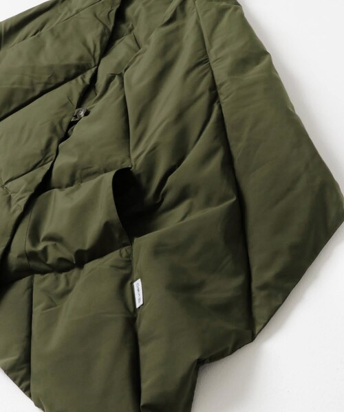 THE GOODLAND MARKET（ザグッドランドマーケット）の「KWD　DOWN SHAWL（マフラー・レディース・Black/Greige/Brown/Khaki・one）」の13枚目の写真